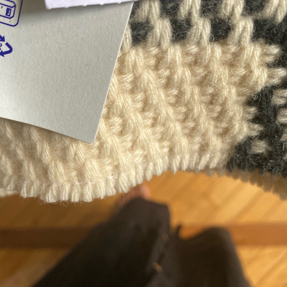 Burberry Stone jumbo check wool Fringe scarf NWT - Picture 8 of 12